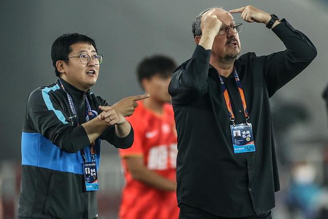 升任副处长后，相亲被她父亲“考验”一番